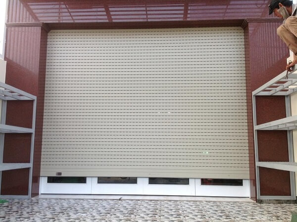cua-cuon-titadoor-3.jpg
