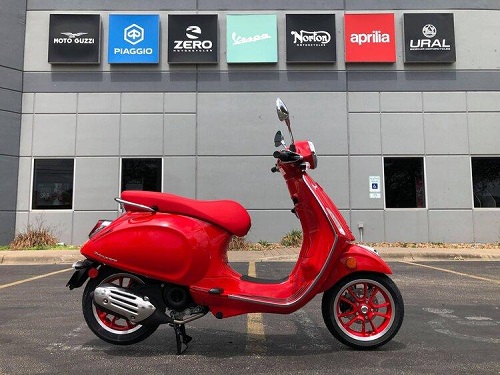 gia xe vespa2.jpg
