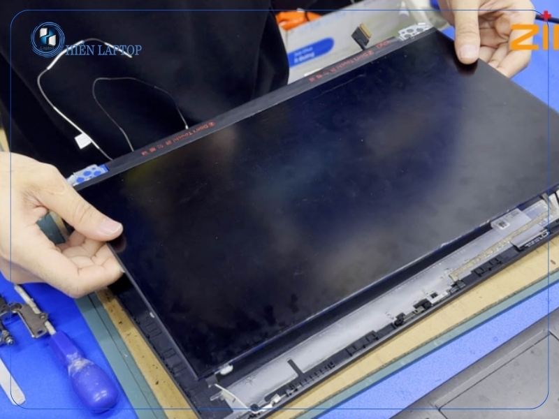 man-hinh-laptop-4.jpg
