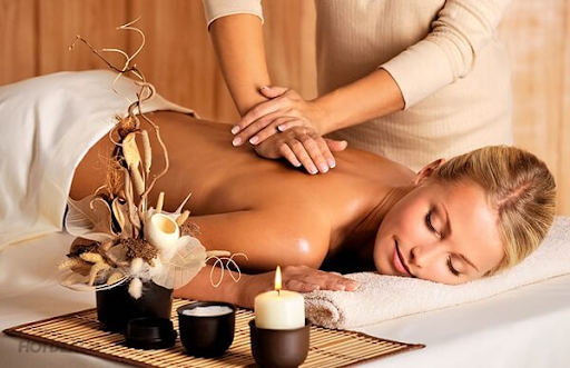 Spa-massage-bam-huyet-tai-ha-noi-3.png