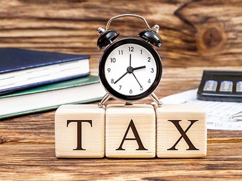 tax-min (800 x 600).jpg