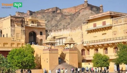 traveltalk3.jpg